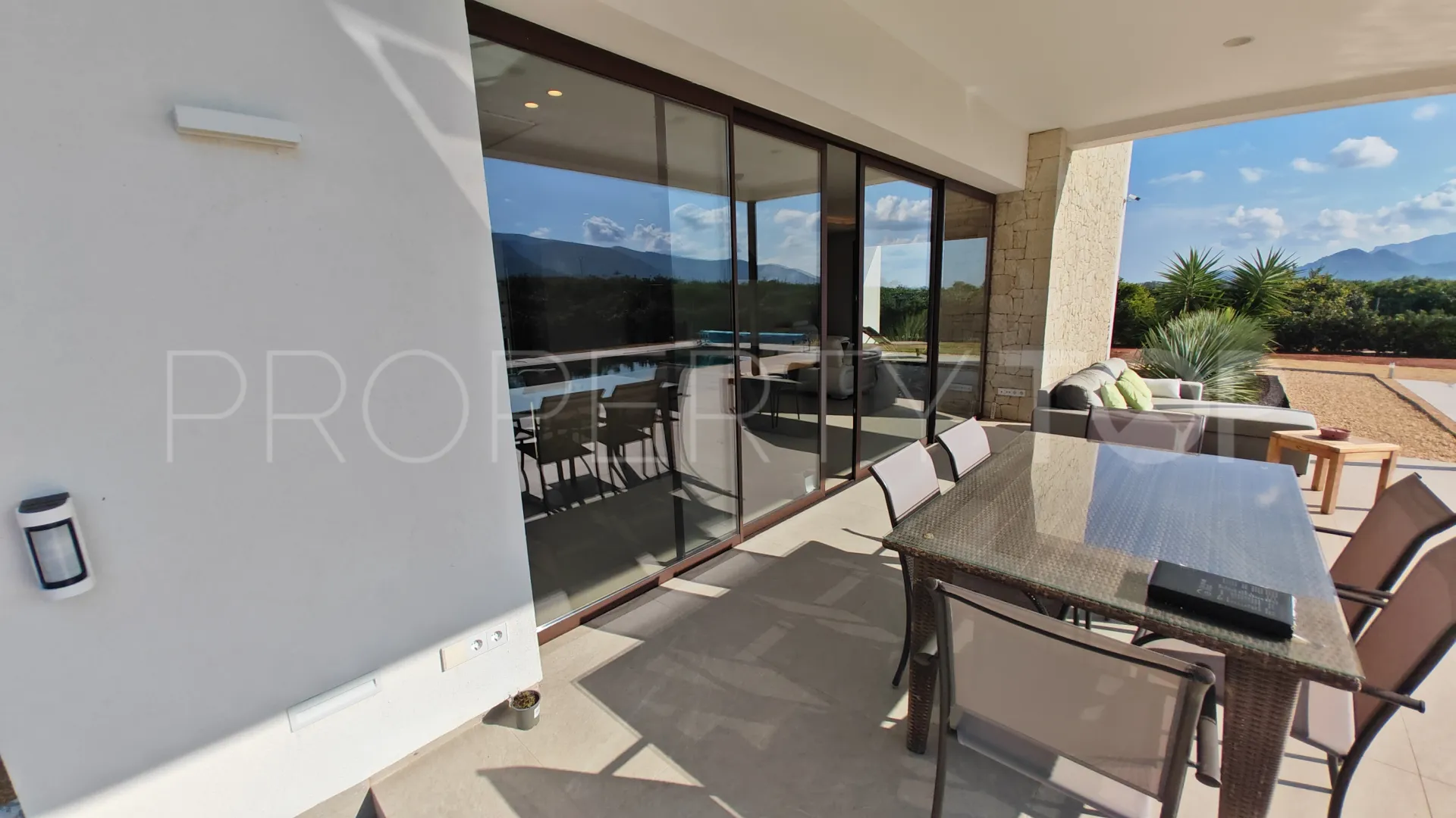 Villa for sale in Beniarbeig with 3 bedrooms