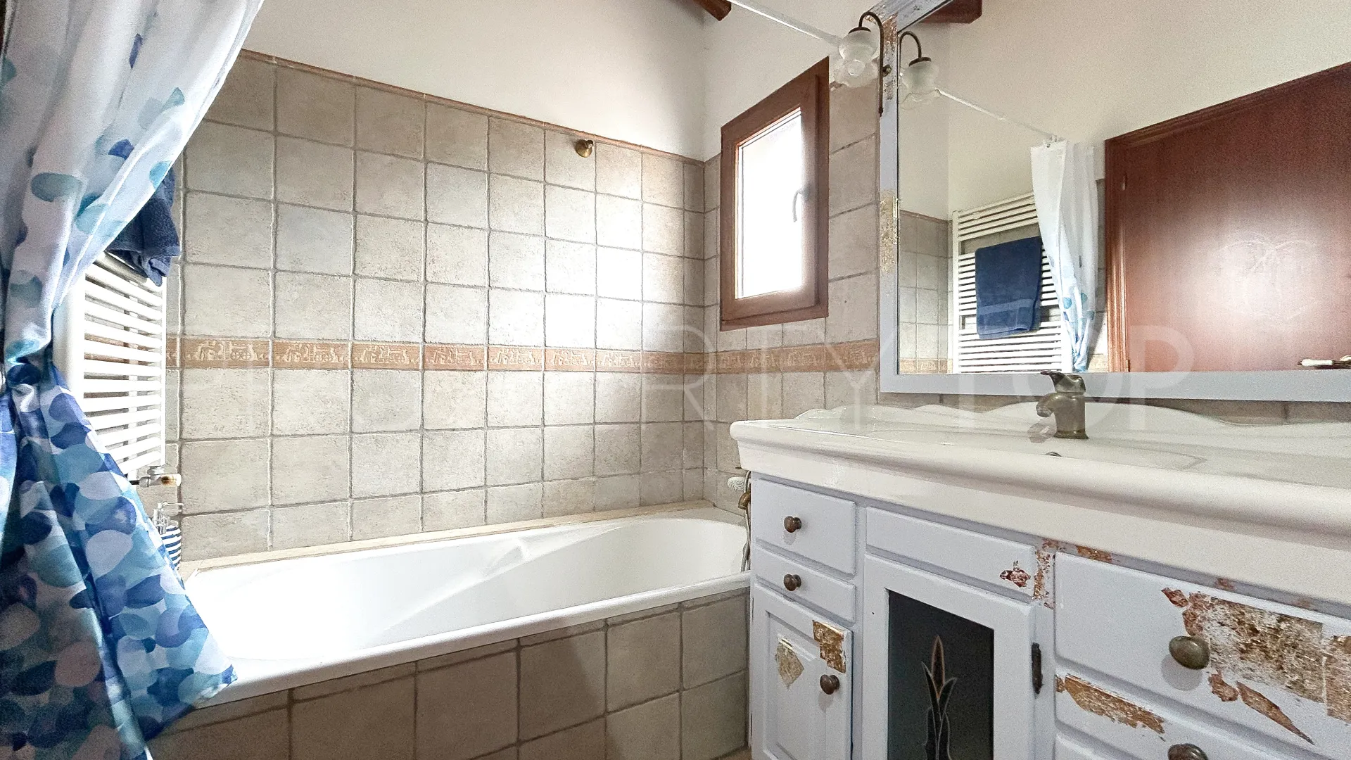 For sale 6 bedrooms villa in Alcalali