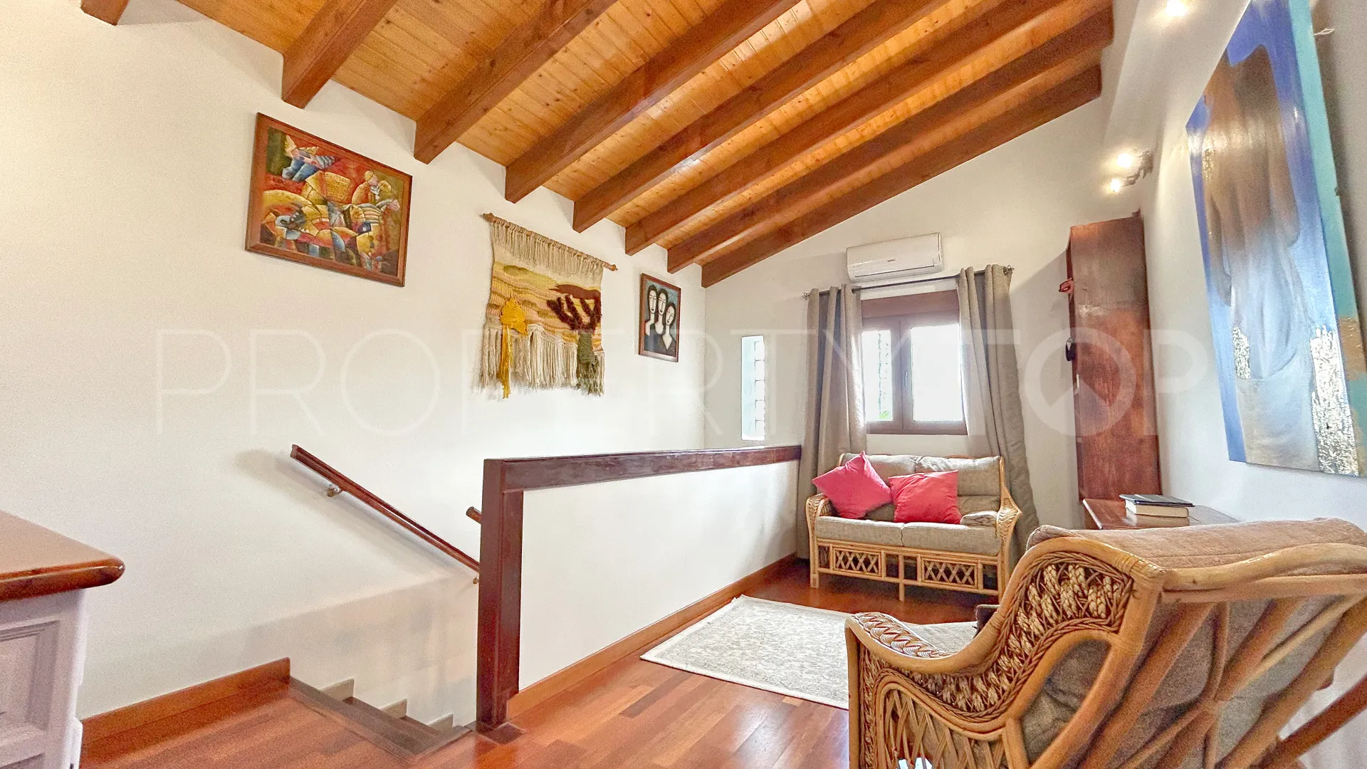 For sale 6 bedrooms villa in Alcalali