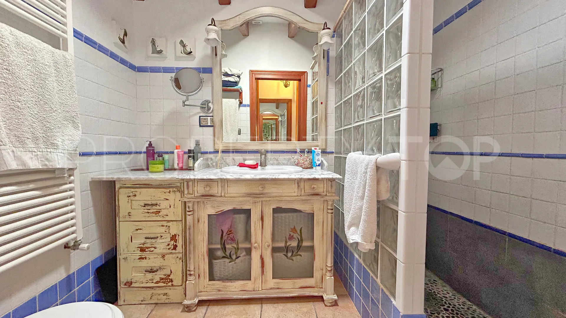For sale 6 bedrooms villa in Alcalali