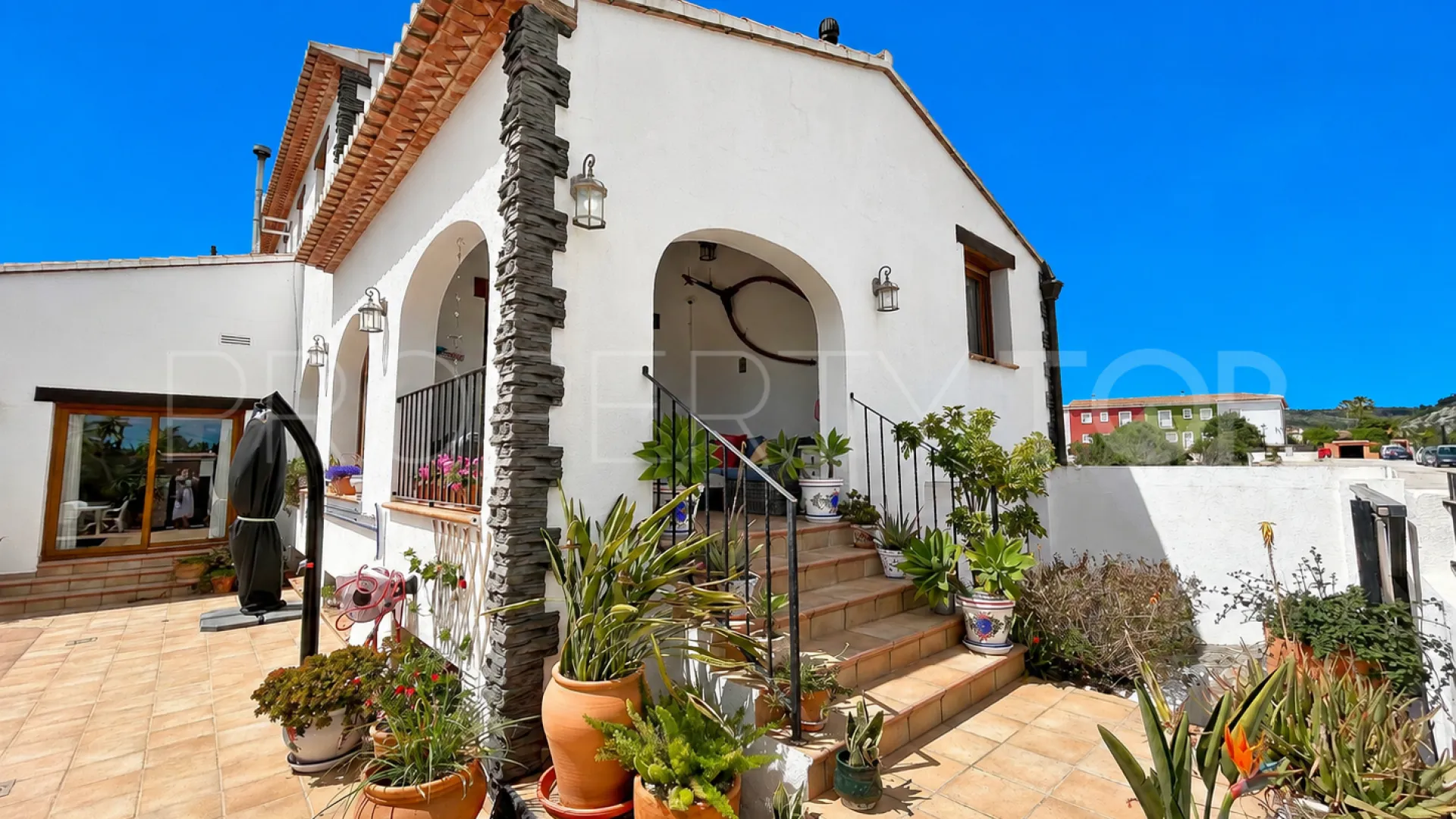 For sale 6 bedrooms villa in Alcalali
