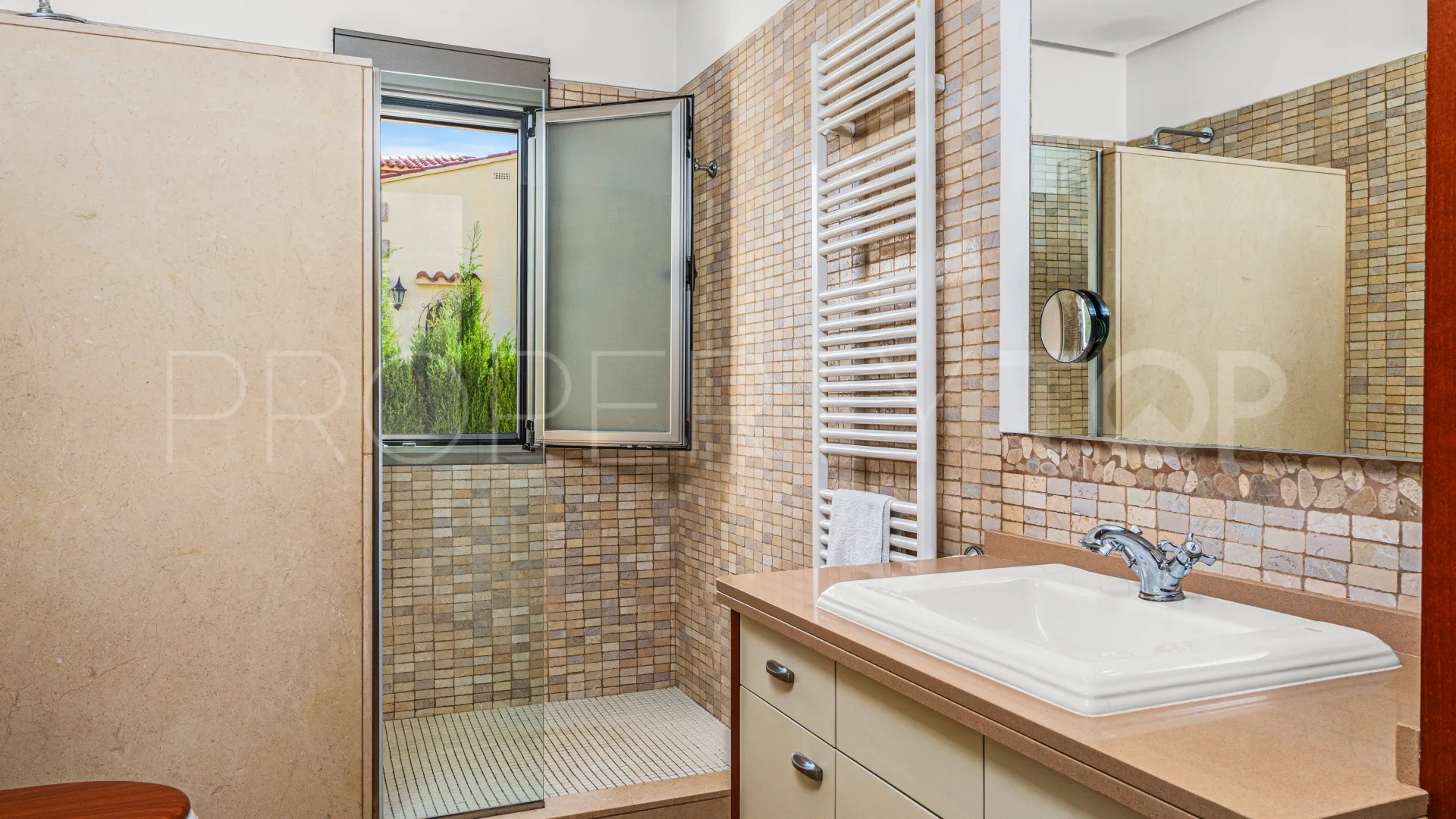 Villa with 6 bedrooms for sale in Montgo