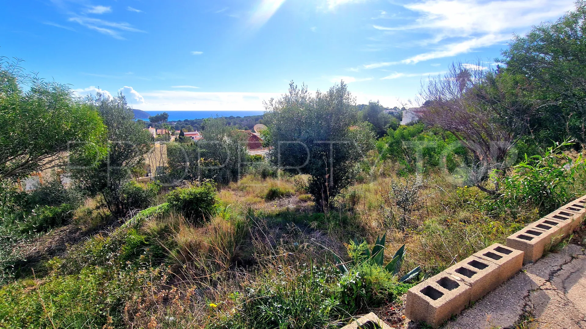Comprar parcela en Moraira