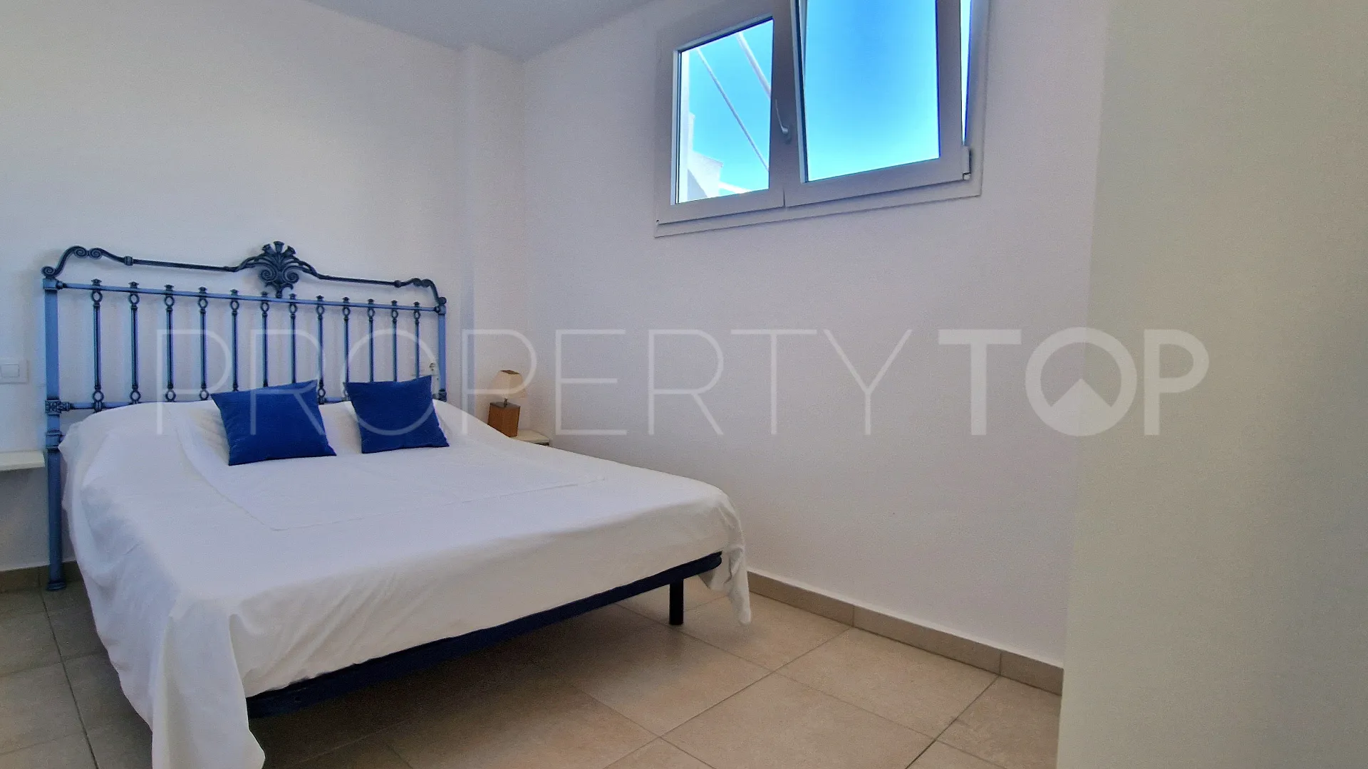 For sale 5 bedrooms town house in Teulada