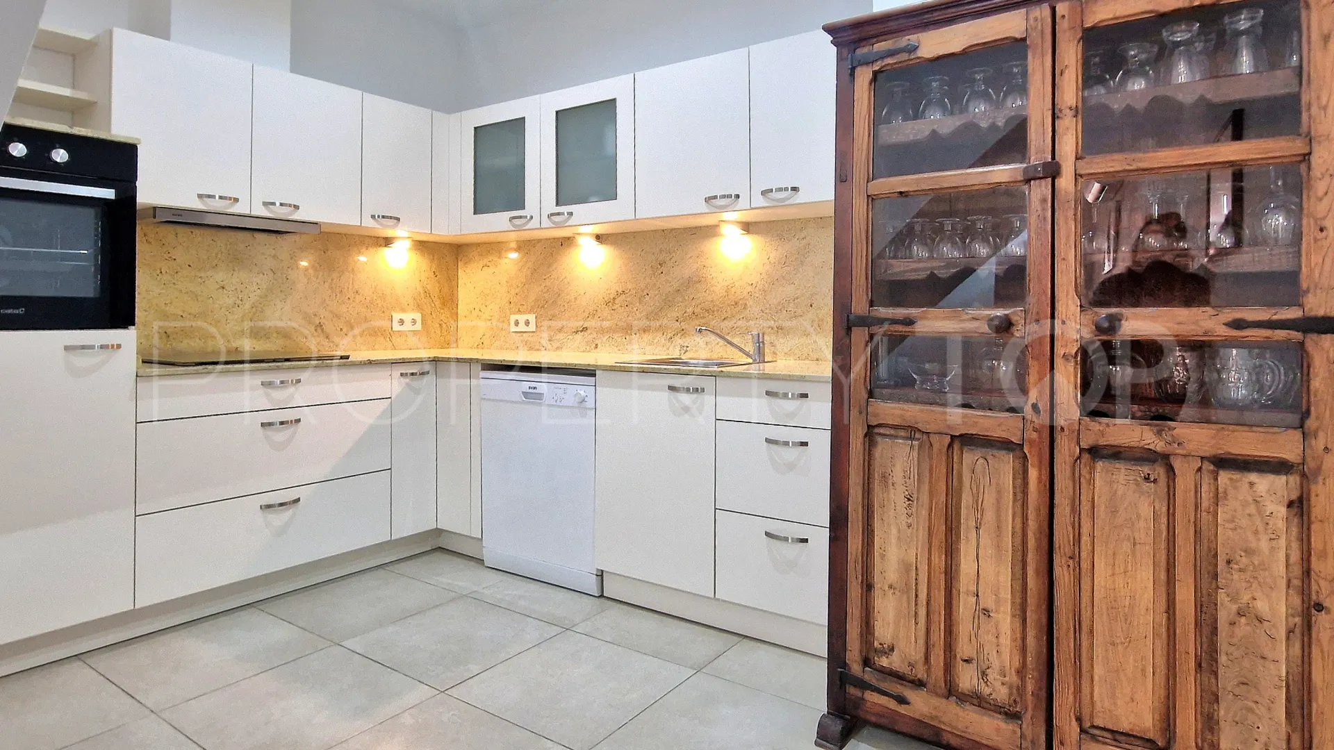 For sale 5 bedrooms town house in Teulada
