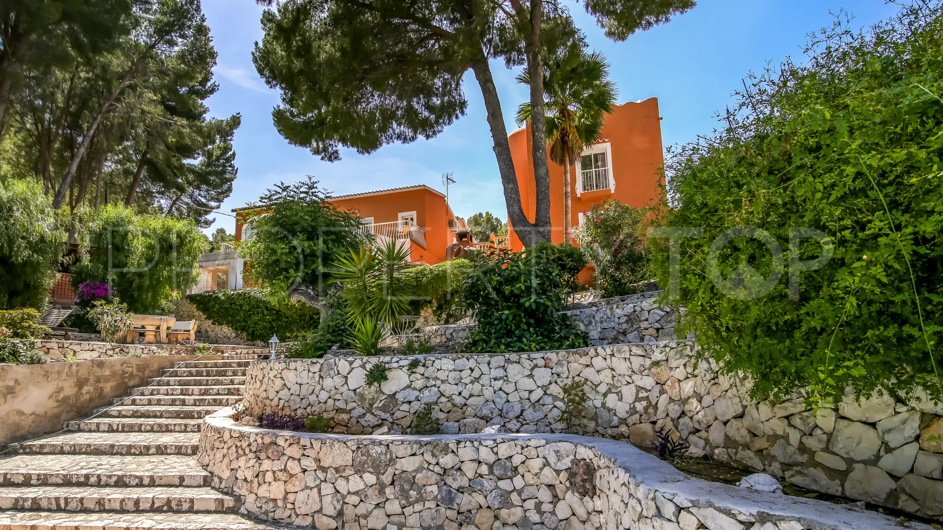 Hotel en venta en Oliva