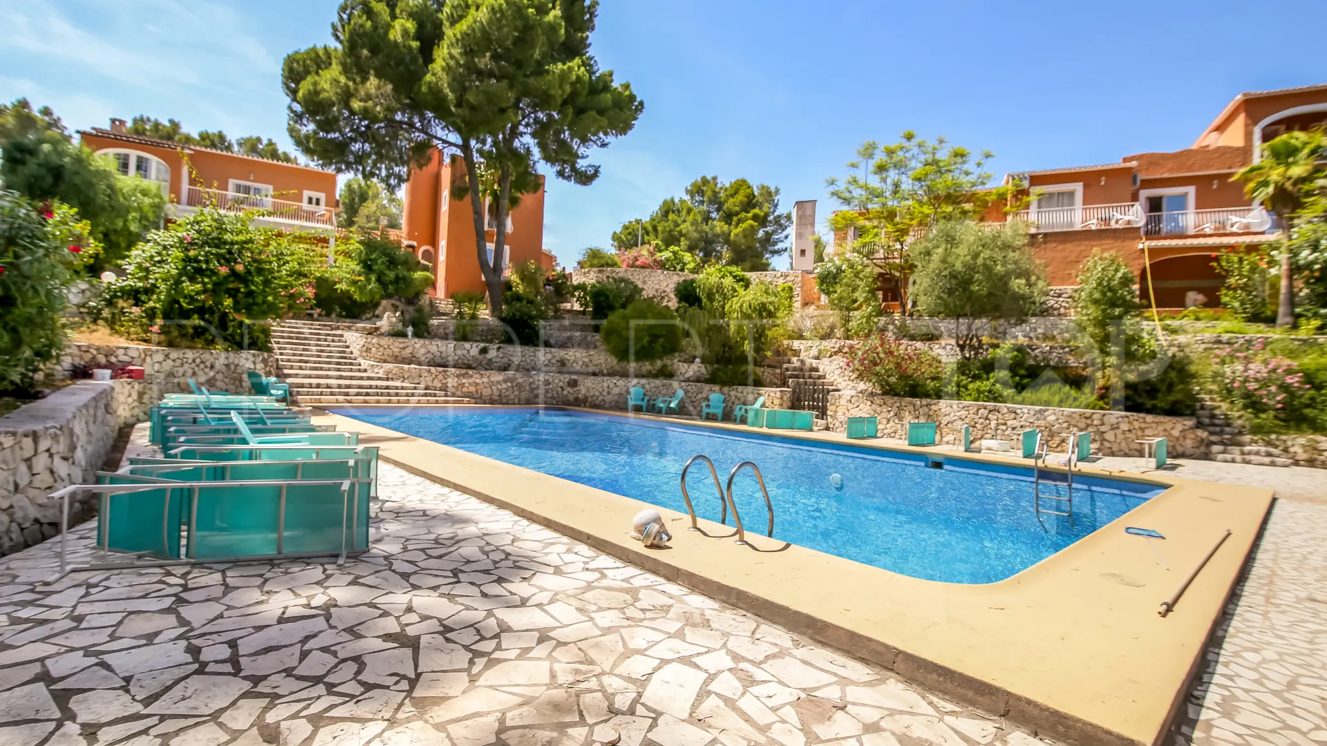 Hotel en venta en Oliva