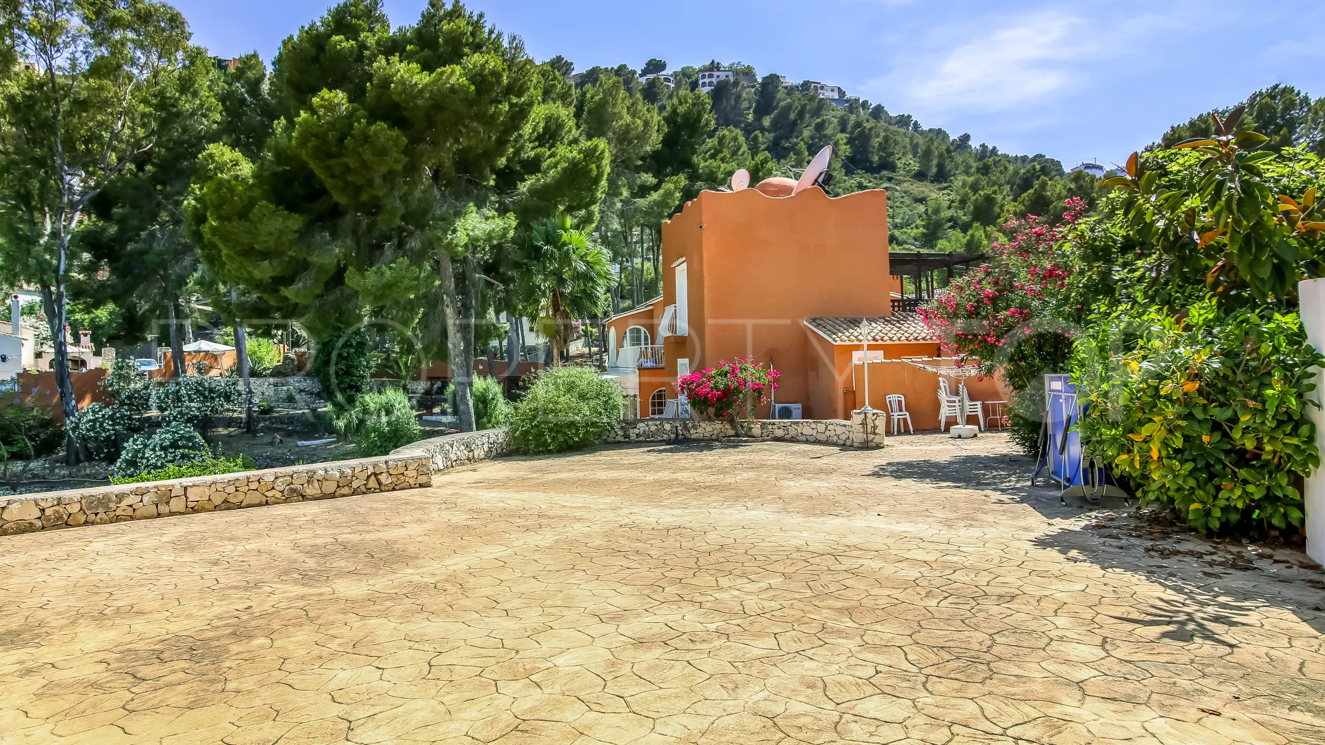 Hotel en venta en Oliva