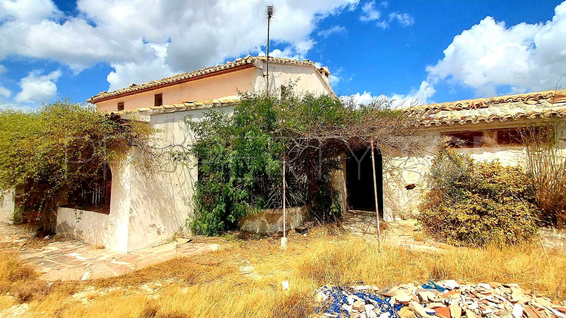 Benissa 10 bedrooms finca for sale