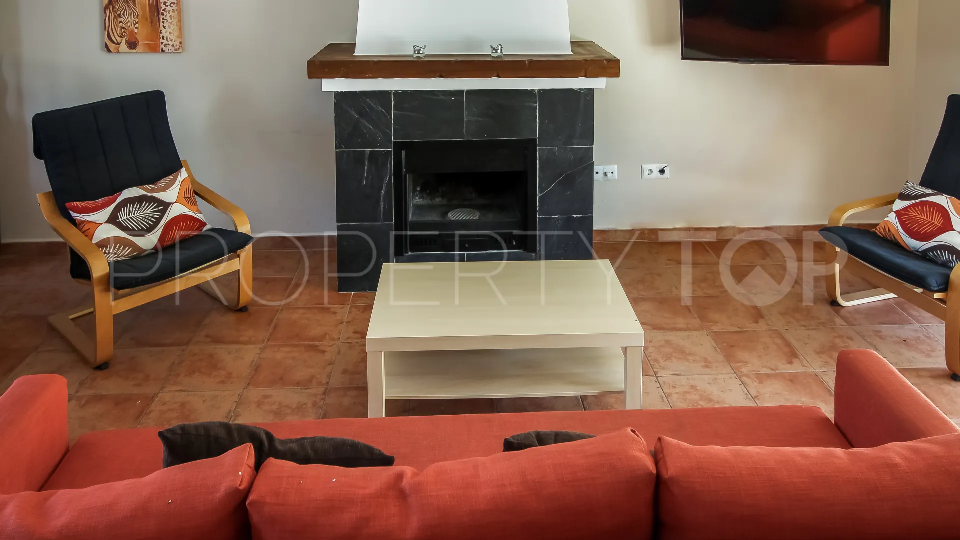 For sale Guaro commercial premises