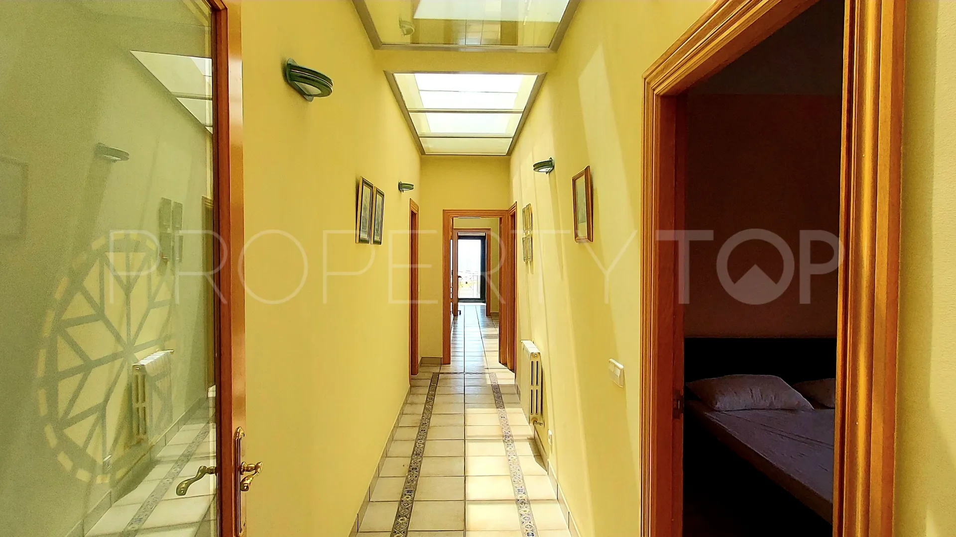 For sale 5 bedrooms villa in Calpe