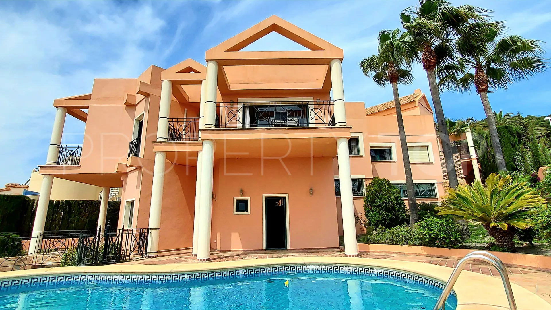 For sale 5 bedrooms villa in Calpe