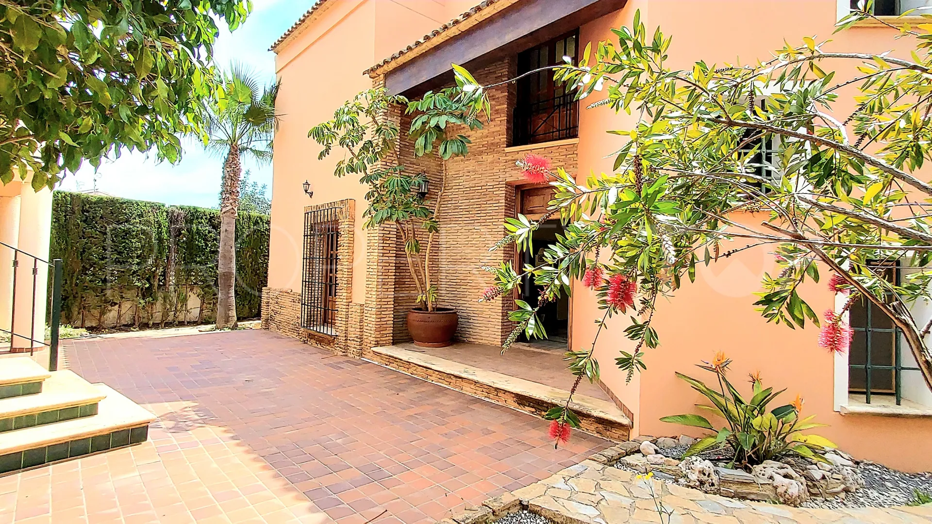 For sale 5 bedrooms villa in Calpe