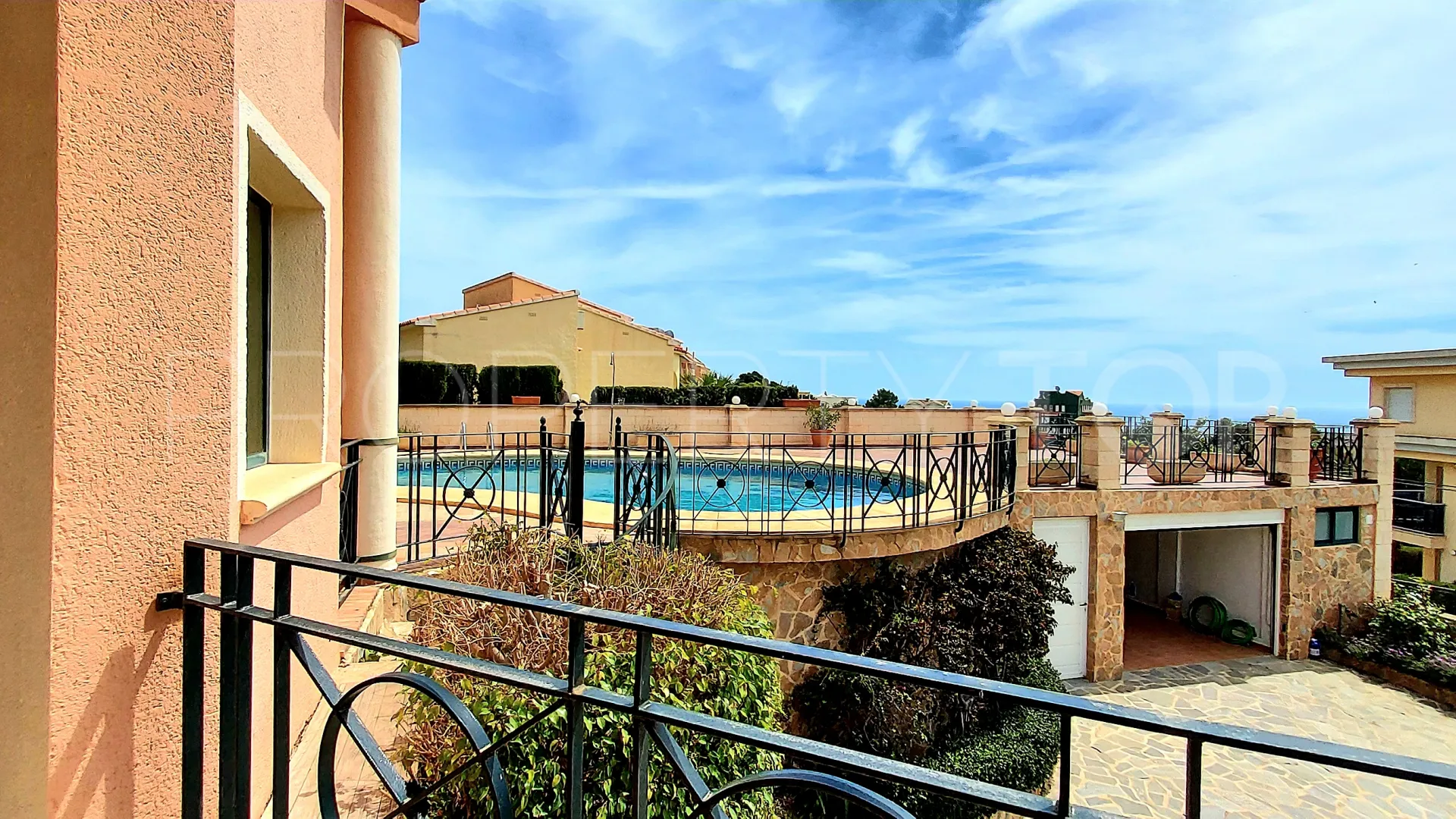 For sale 5 bedrooms villa in Calpe