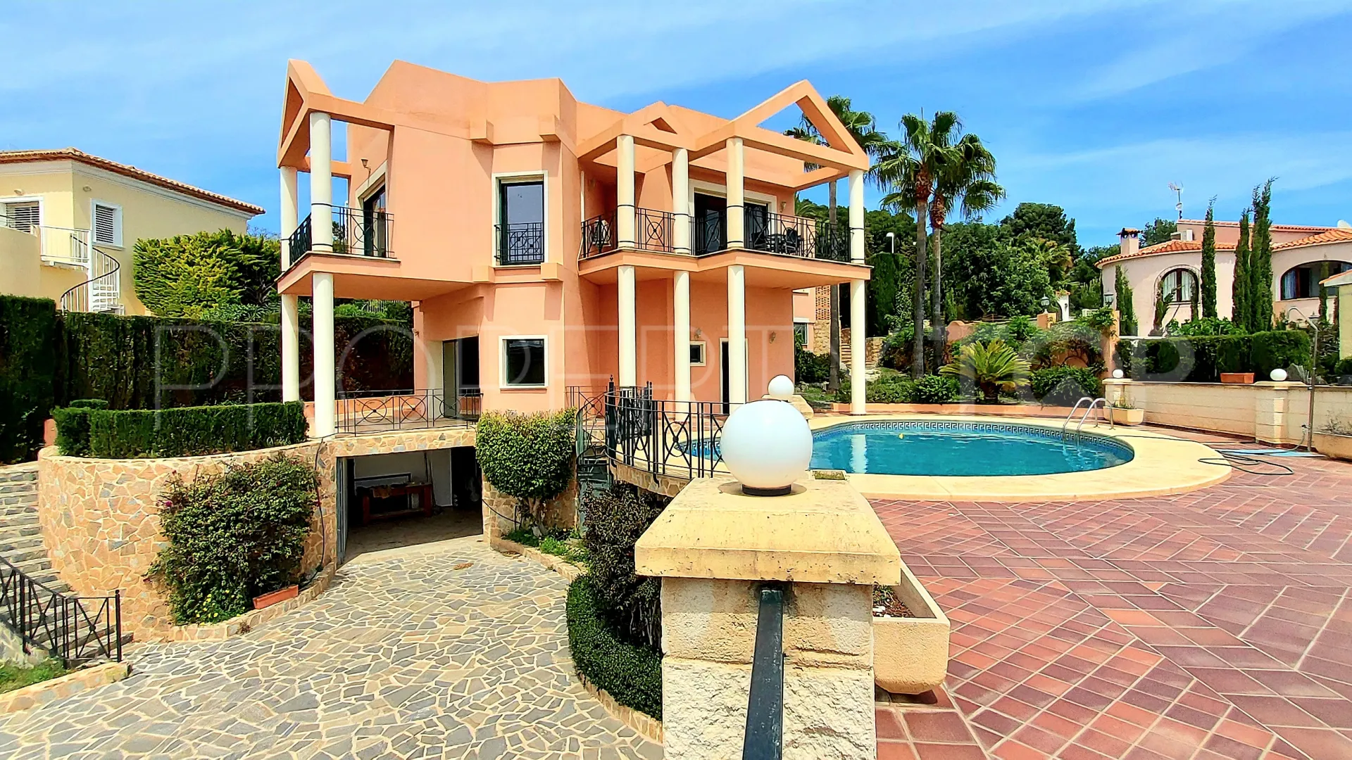 For sale 5 bedrooms villa in Calpe
