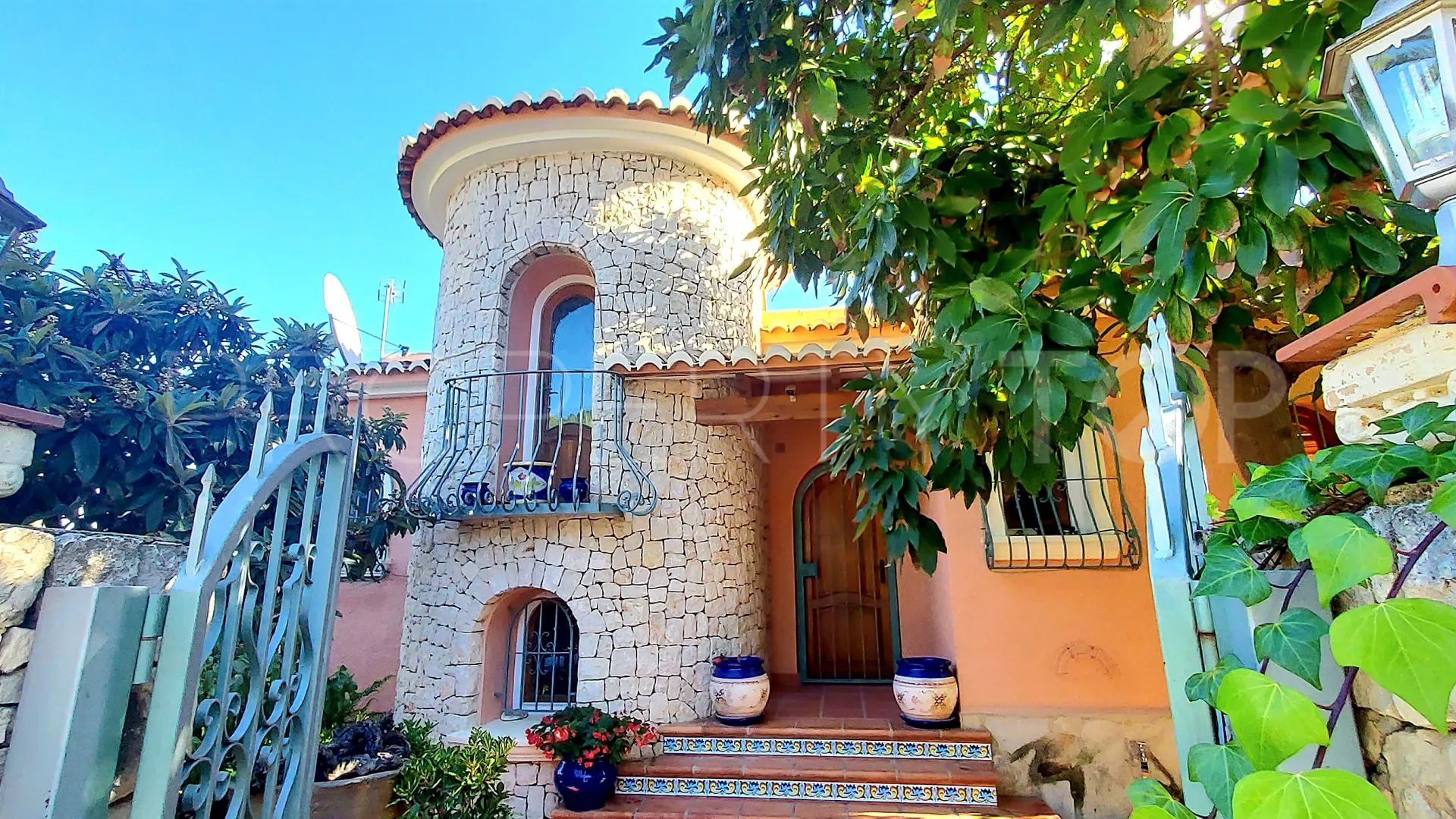 Comprar villa en Benissa Costa de 8 dormitorios