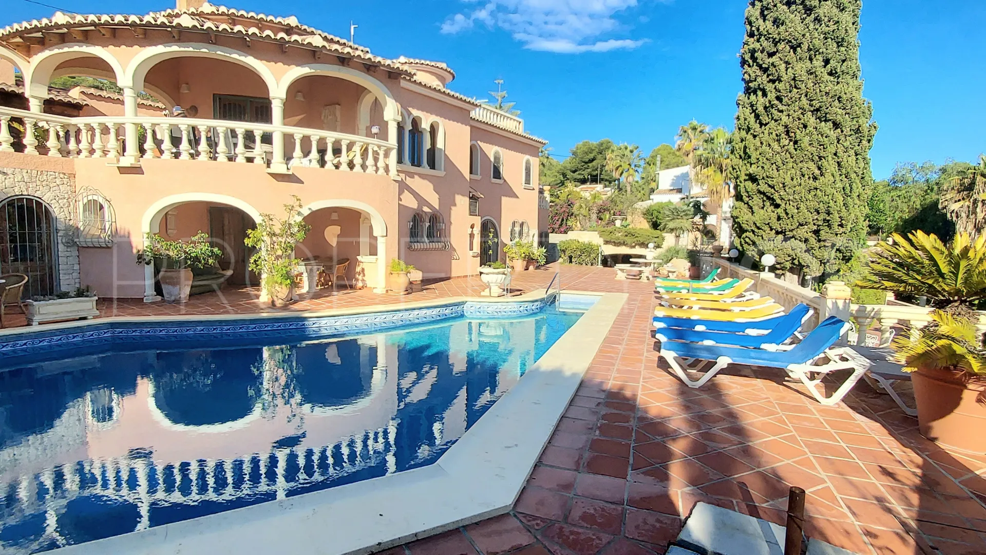 Comprar villa en Benissa Costa de 8 dormitorios