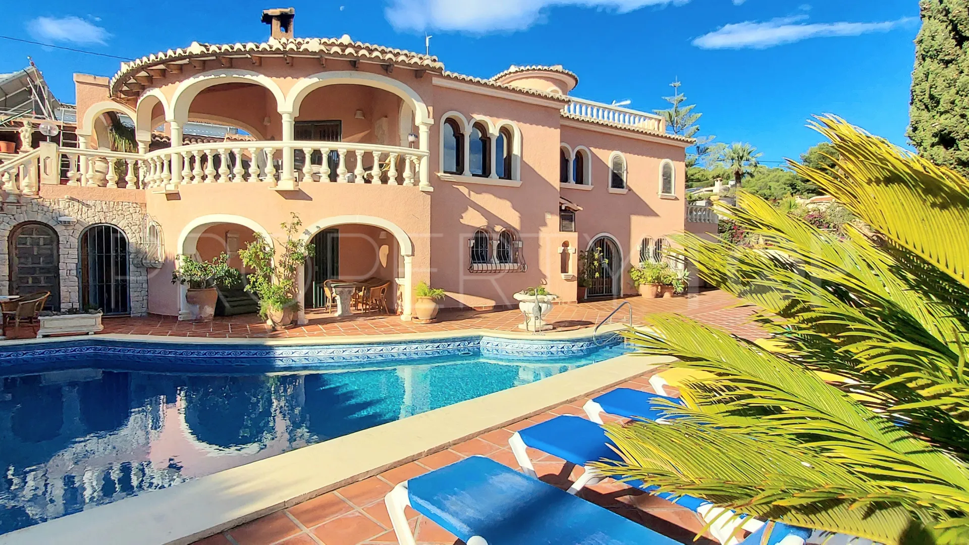 Comprar villa en Benissa Costa de 8 dormitorios