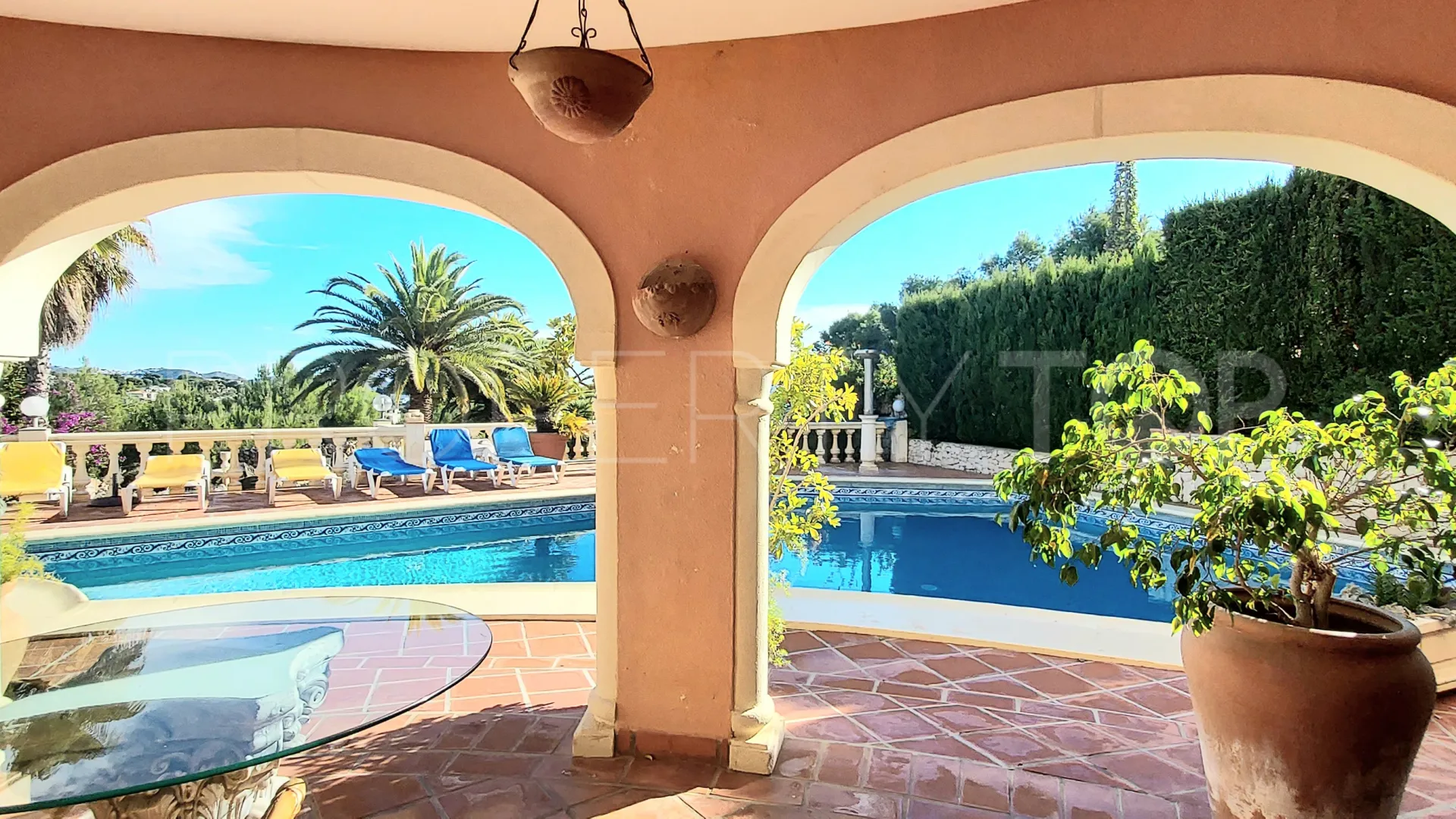 Comprar villa en Benissa Costa de 8 dormitorios