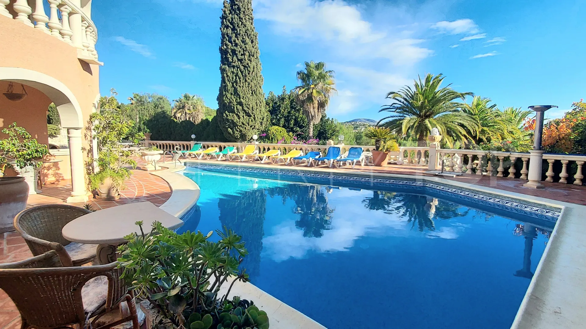 Comprar villa en Benissa Costa de 8 dormitorios
