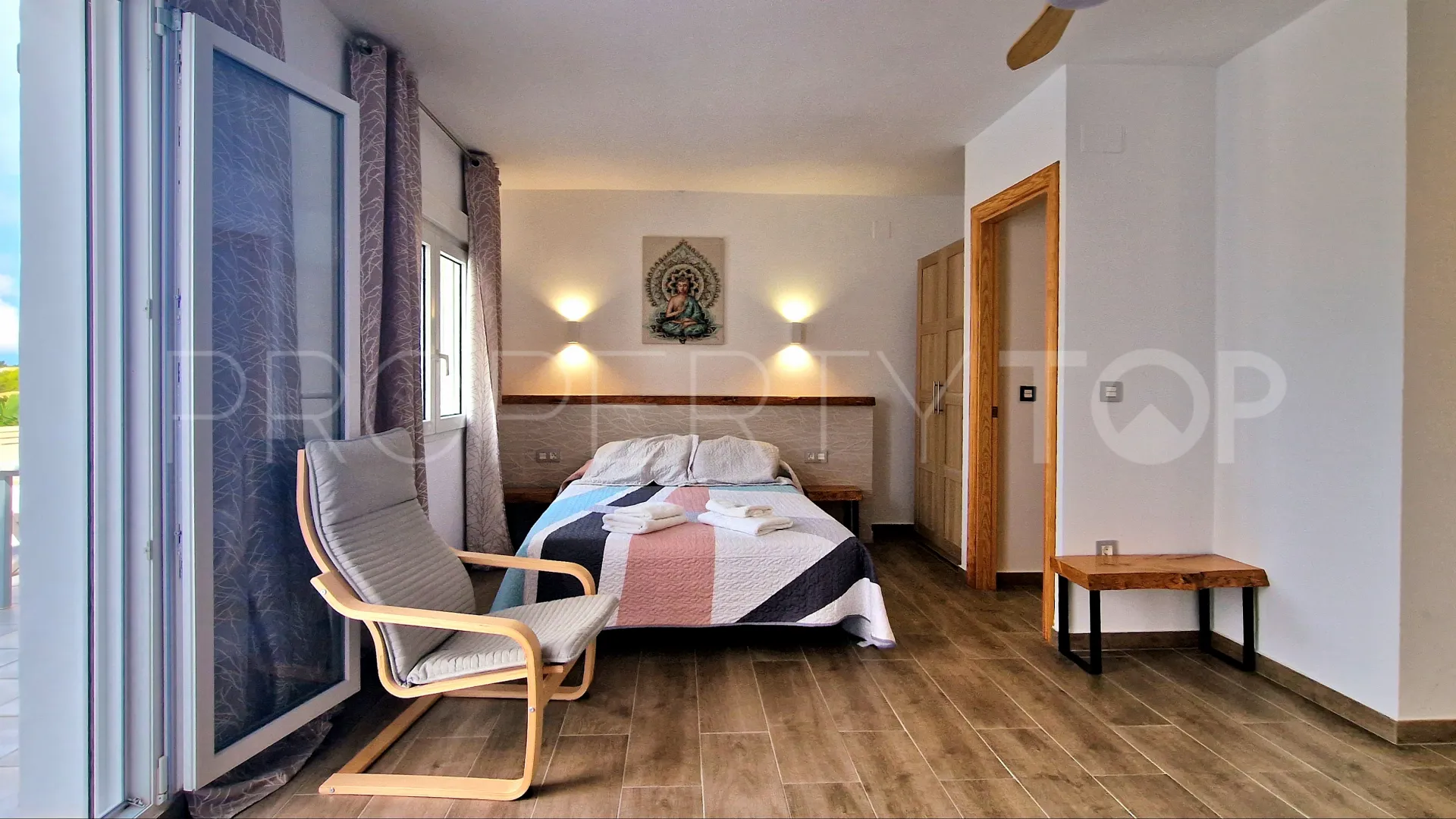 For sale Les Rotes 8 bedrooms commercial premises