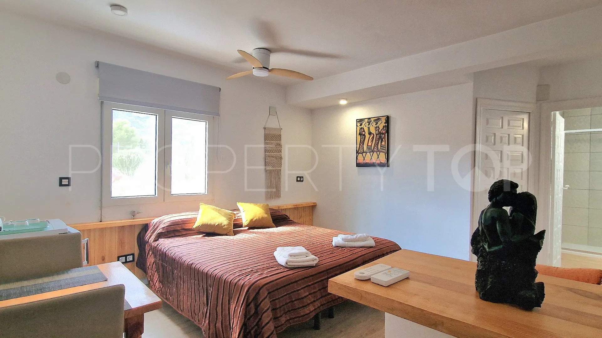 For sale Les Rotes 8 bedrooms commercial premises
