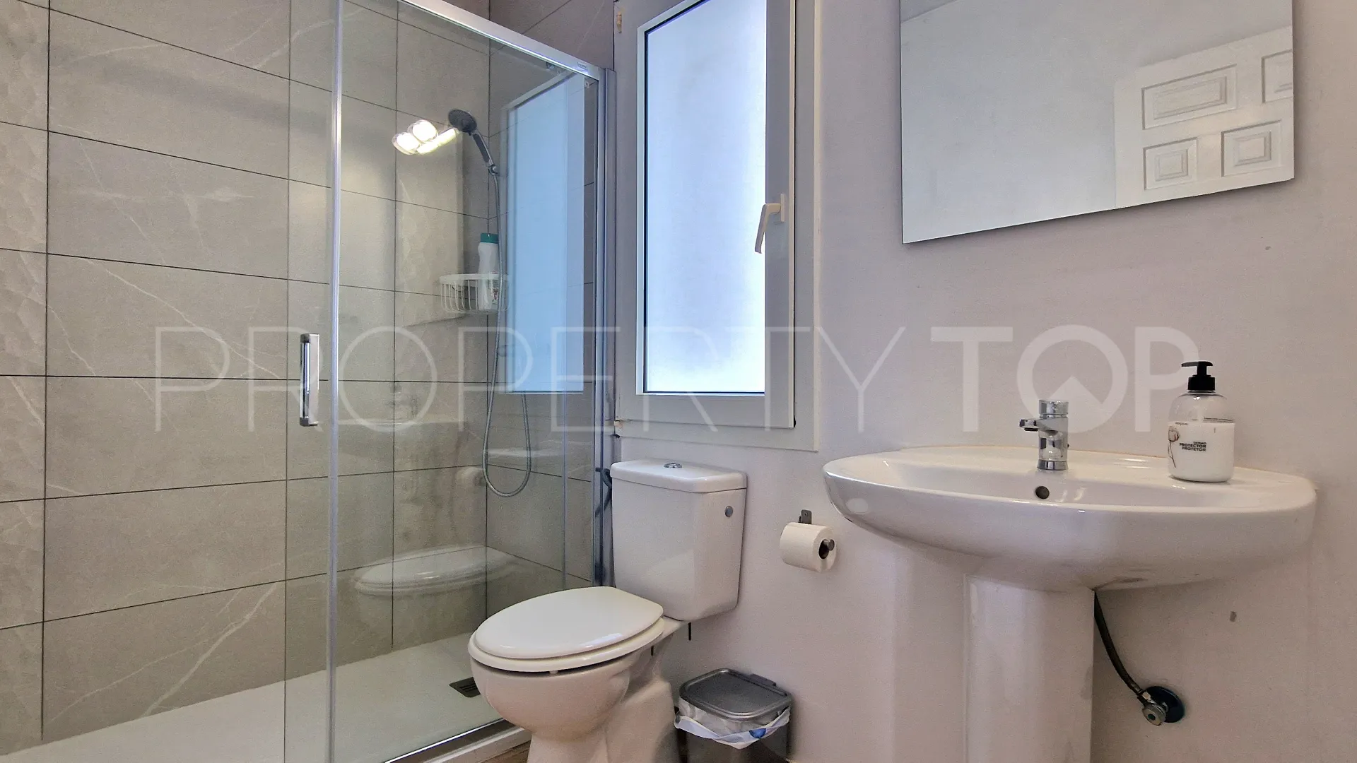 For sale Les Rotes 8 bedrooms commercial premises