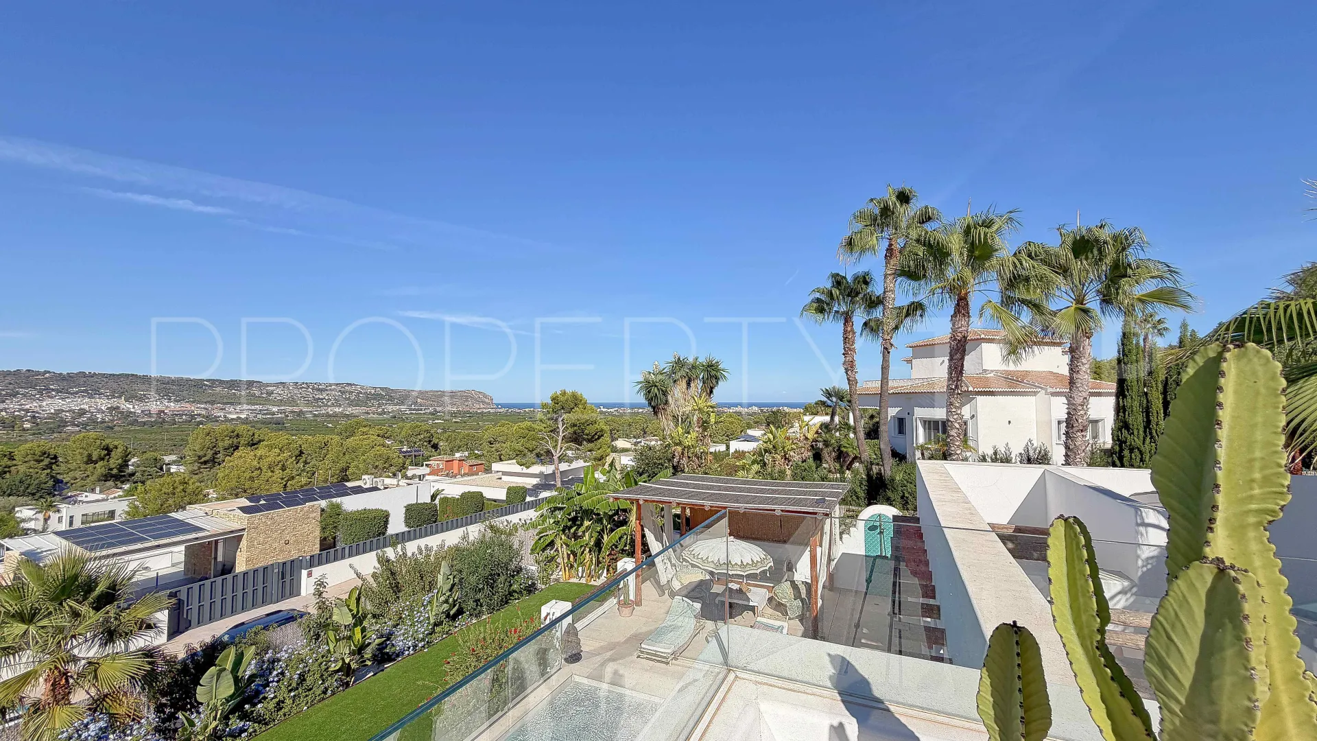 For sale villa in Jávea with 4 bedrooms