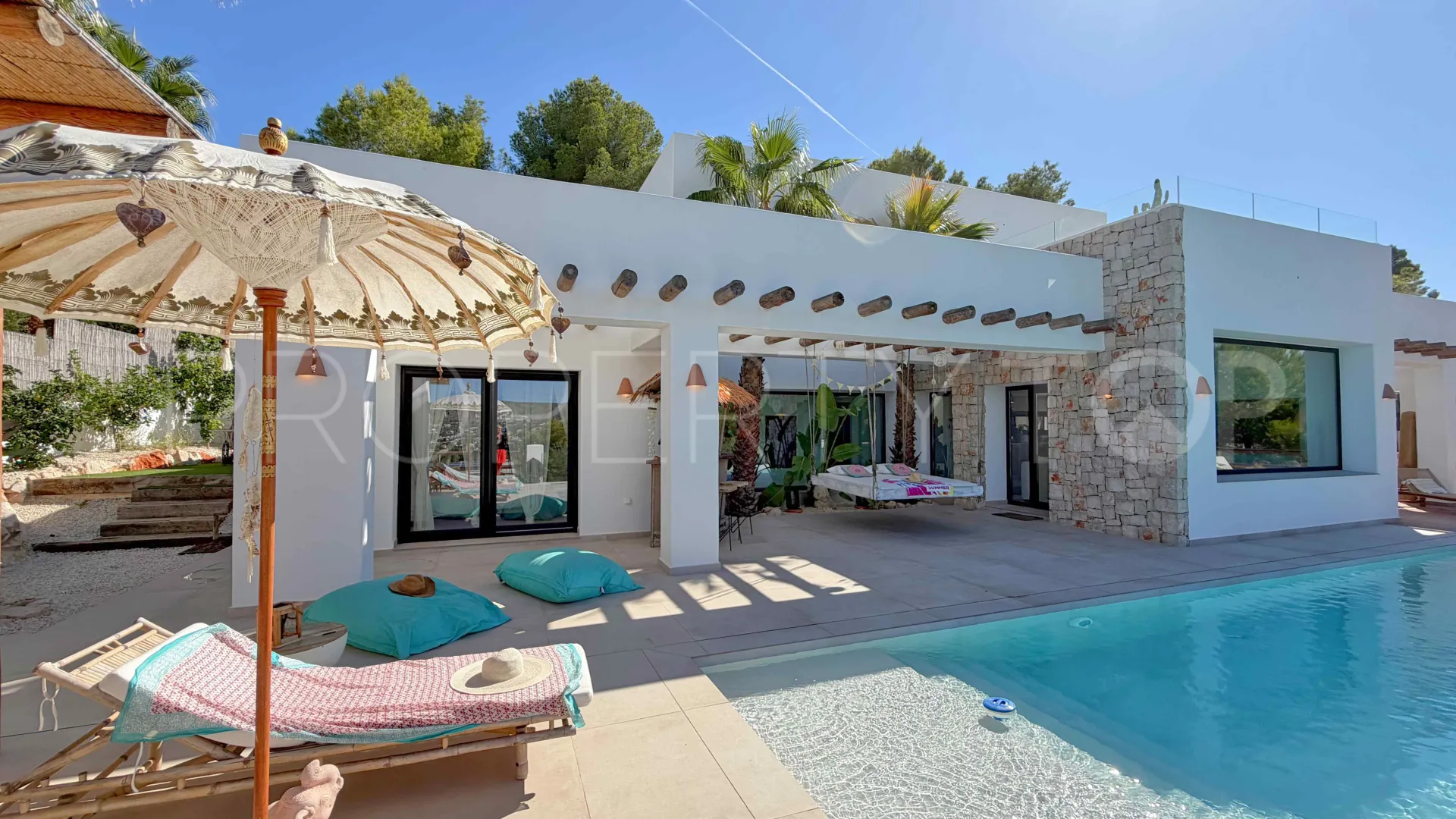 For sale villa in Jávea with 4 bedrooms