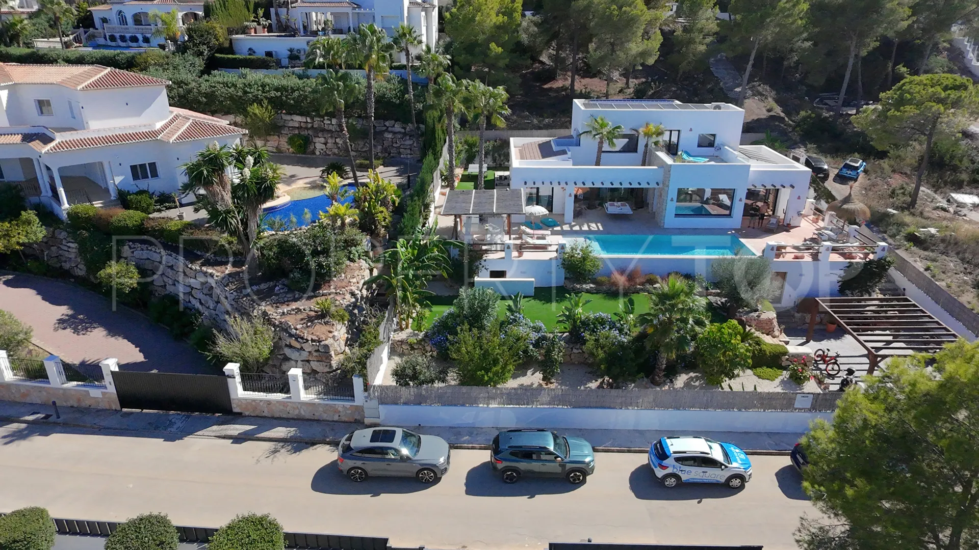 For sale villa in Jávea with 4 bedrooms
