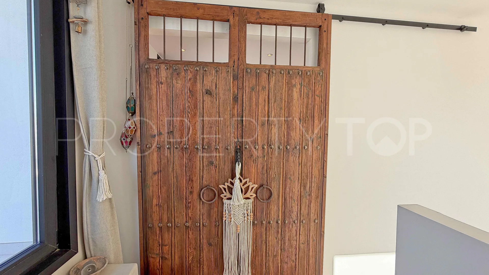 For sale villa in Jávea with 4 bedrooms