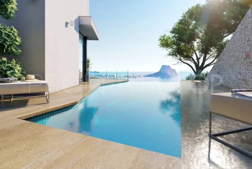 Buy villa in Maryvilla with 5 bedrooms