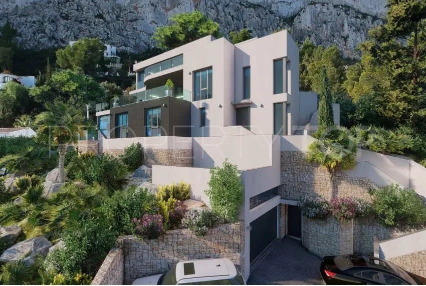 Buy villa in Maryvilla with 5 bedrooms