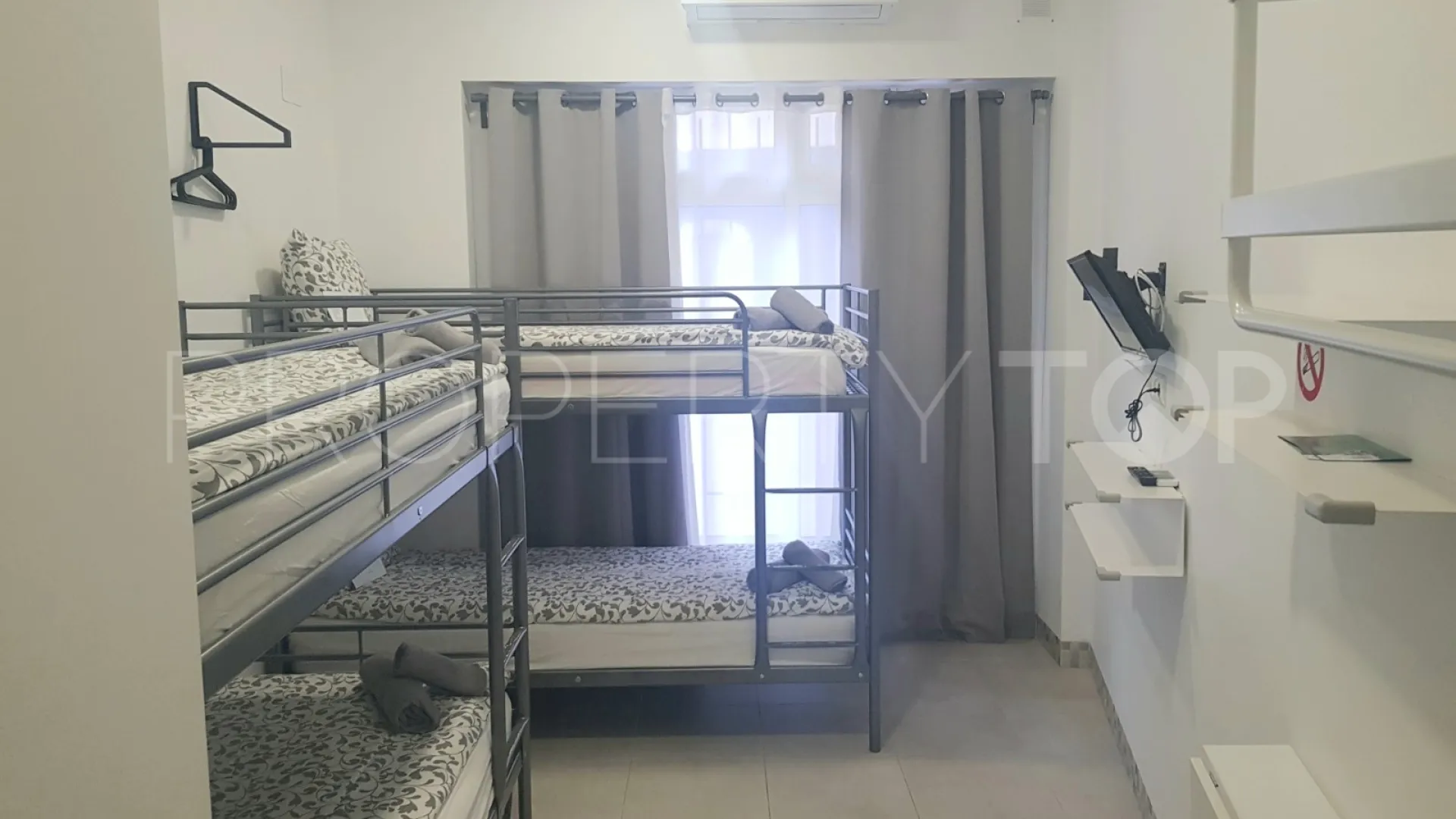 For sale hotel in Centro with 4 bedrooms