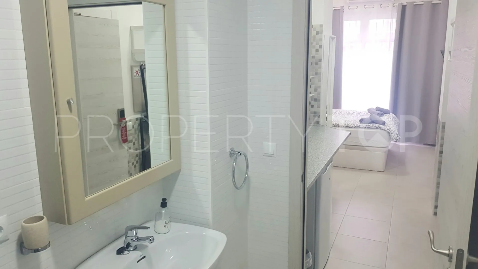For sale hotel in Centro with 4 bedrooms