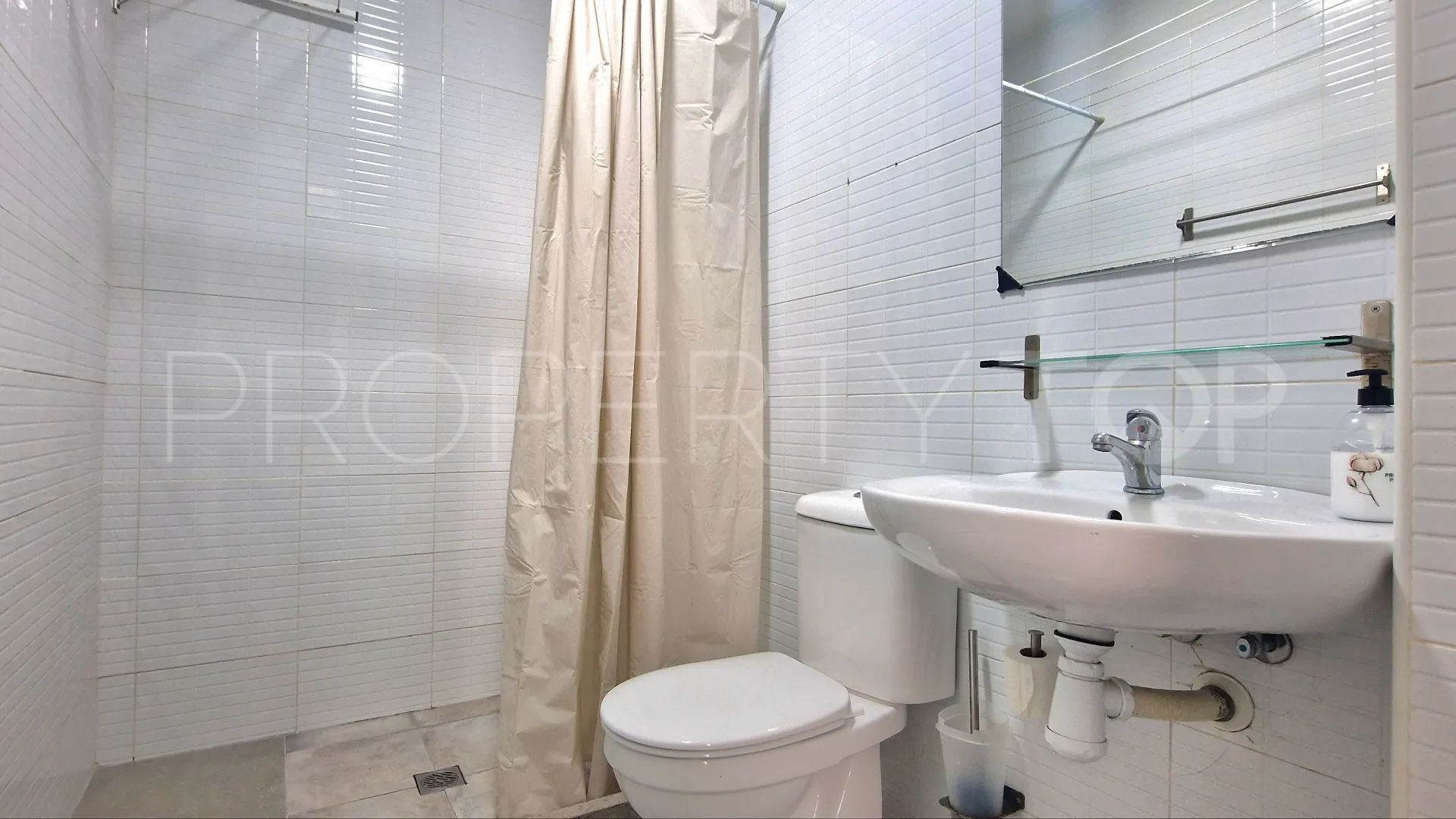 For sale hotel in Centro with 4 bedrooms