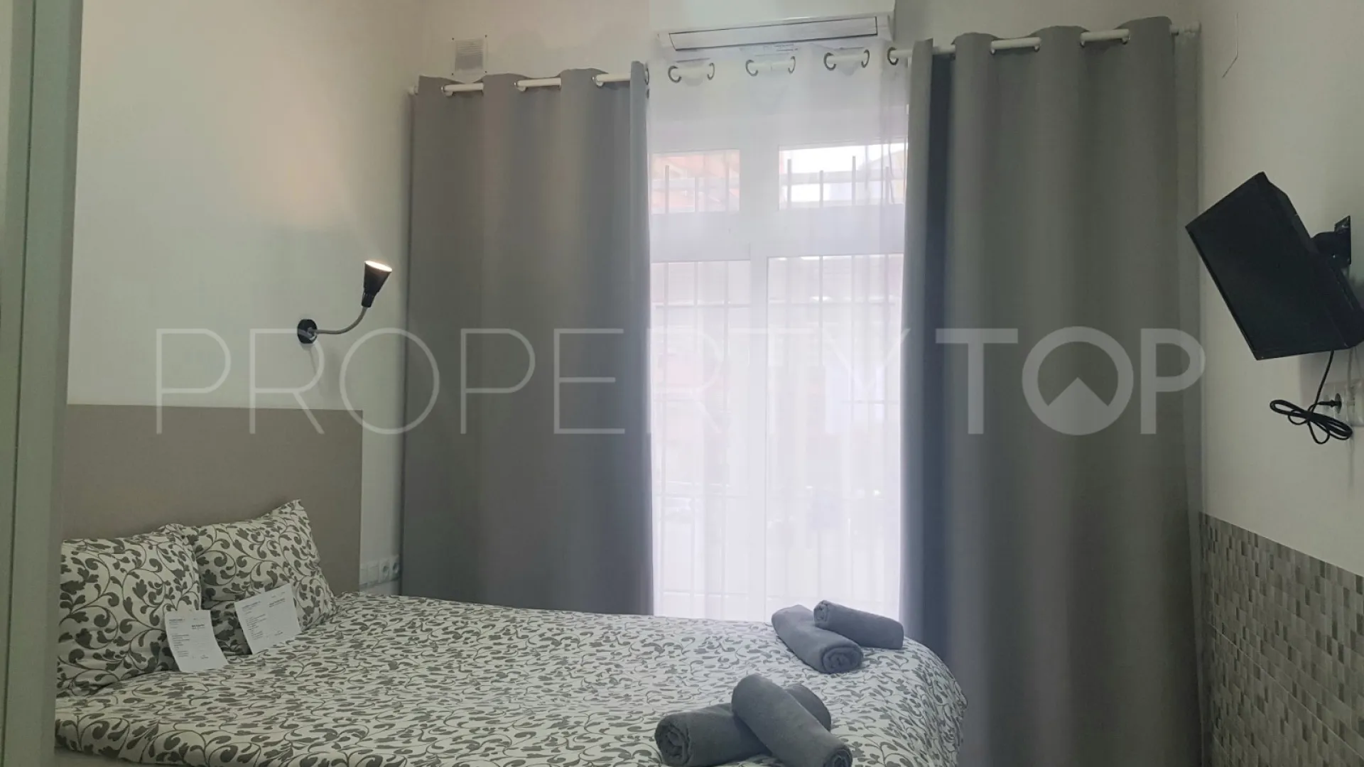 For sale hotel in Centro with 4 bedrooms