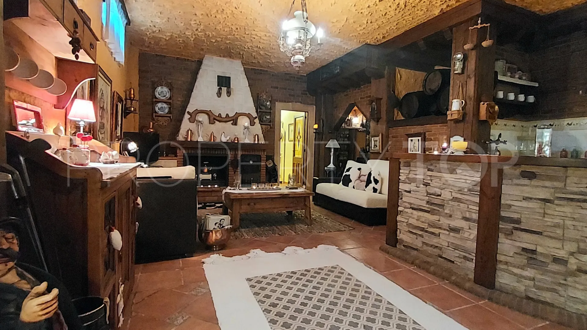 Se vende villa en Benimarco de 7 dormitorios