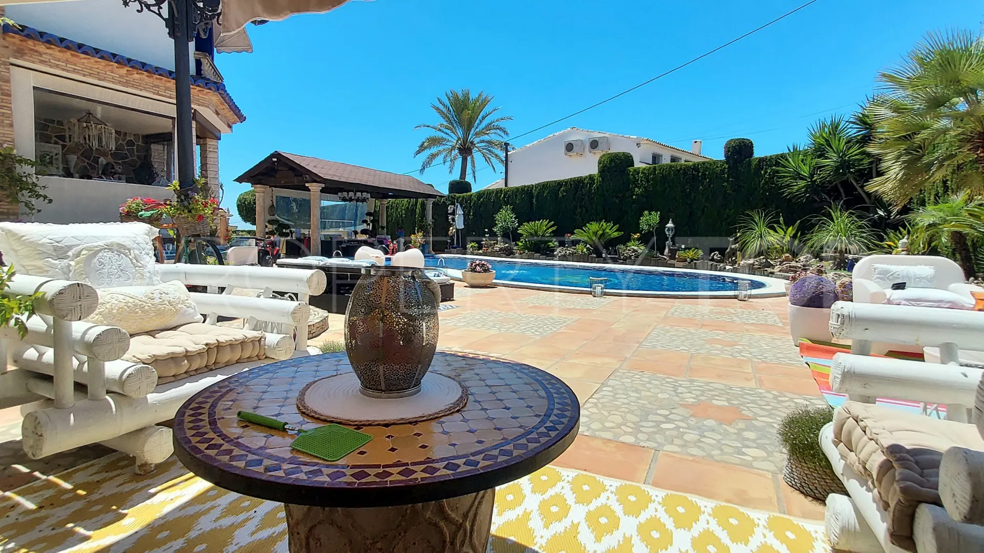 Se vende villa en Benimarco de 7 dormitorios