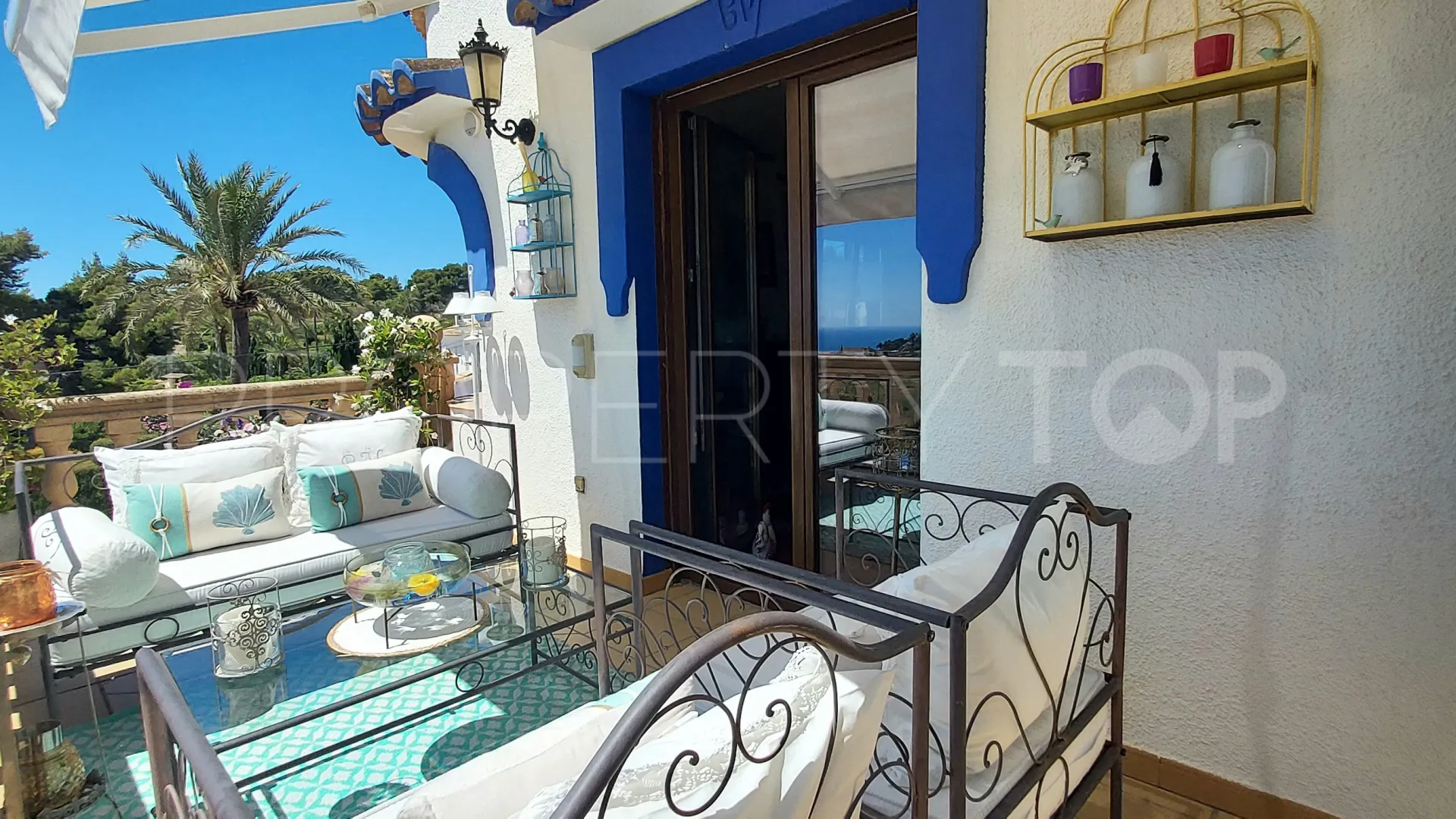 Se vende villa en Benimarco de 7 dormitorios