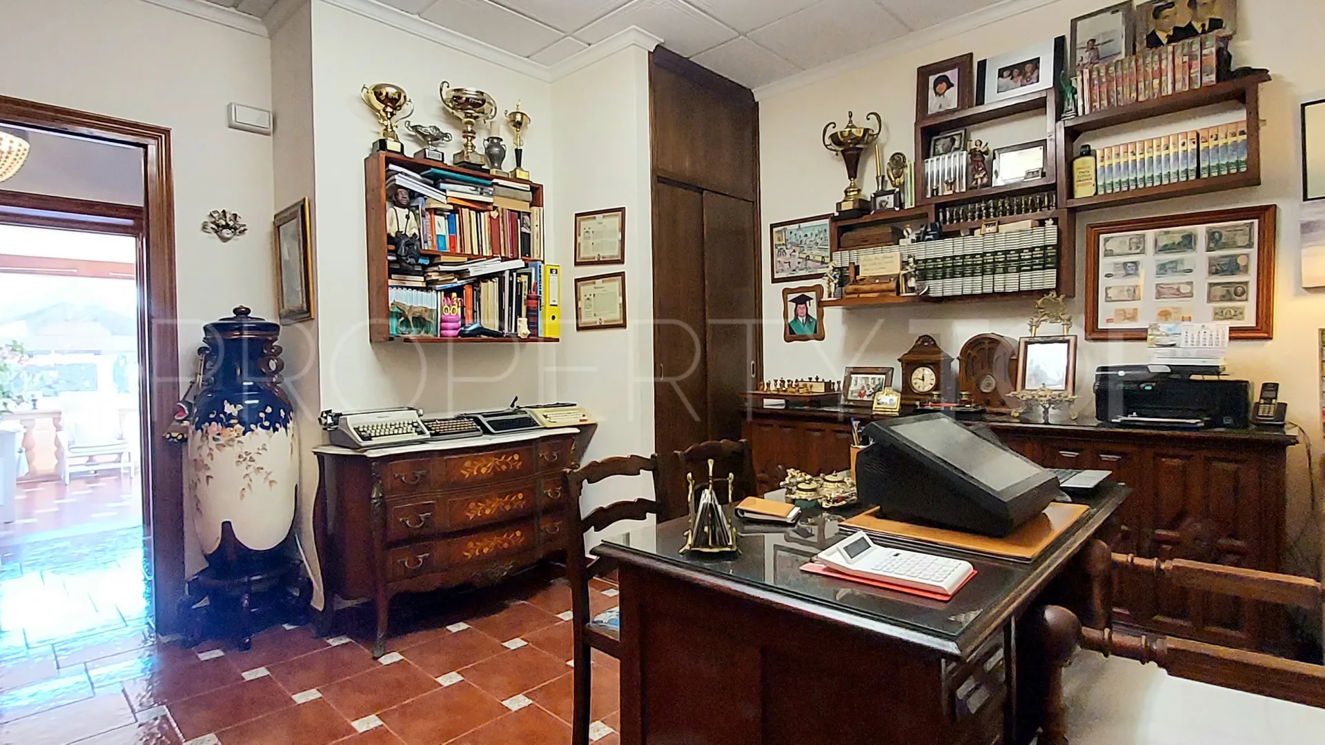 Se vende villa en Benimarco de 7 dormitorios