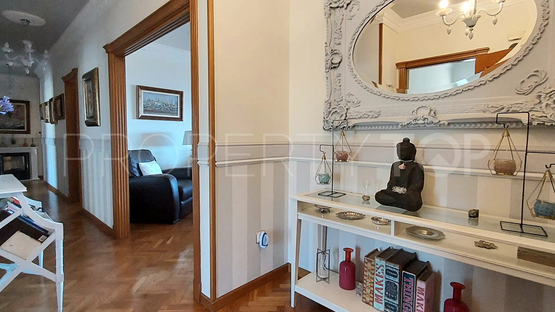 Se vende villa en Benimarco de 7 dormitorios