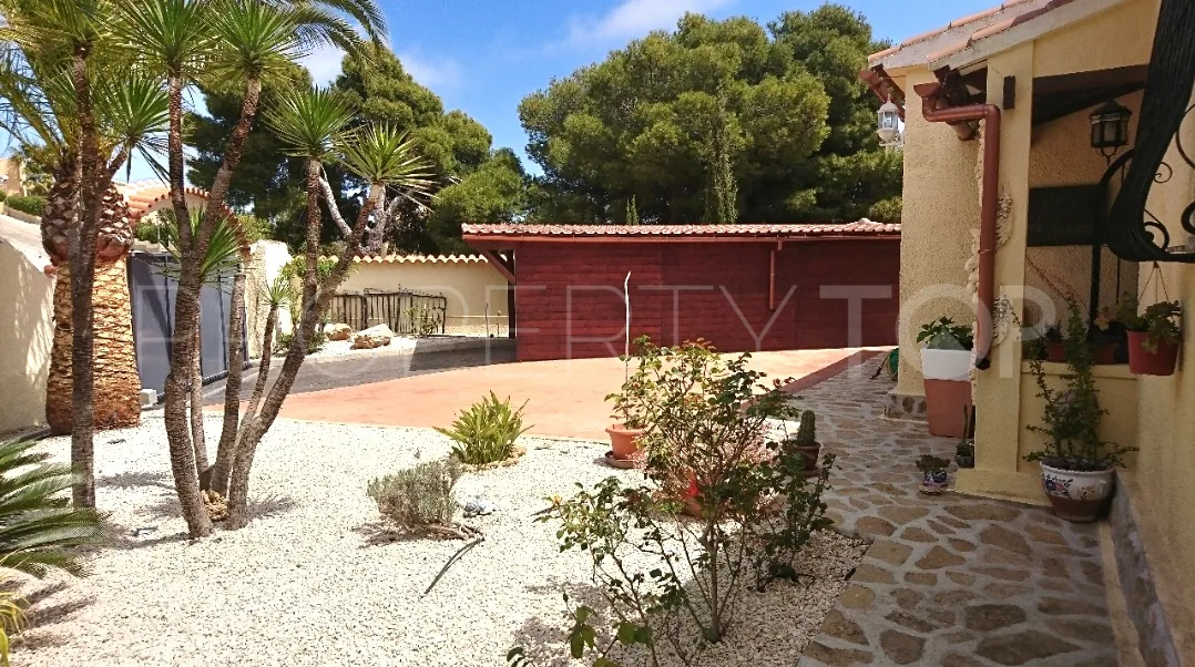 Cumbre del Sol 4 bedrooms villa for sale