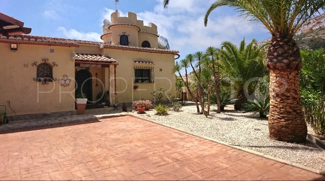 Cumbre del Sol 4 bedrooms villa for sale