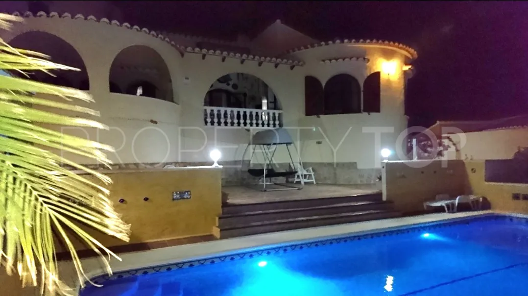 Cumbre del Sol 4 bedrooms villa for sale
