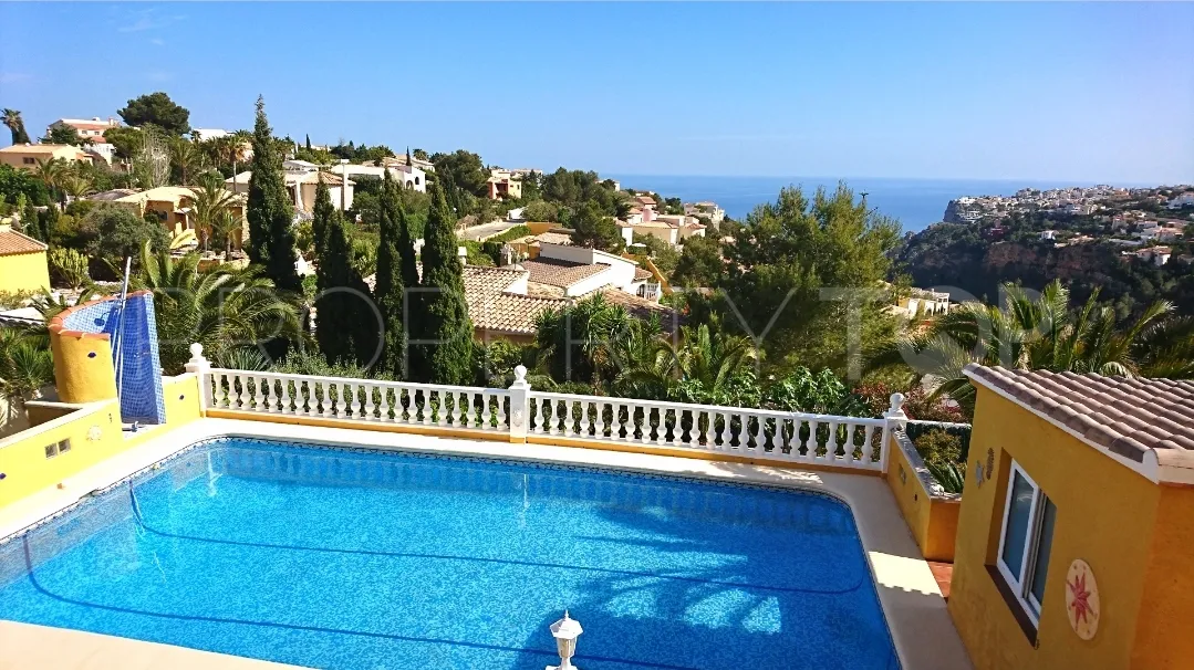 Cumbre del Sol 4 bedrooms villa for sale