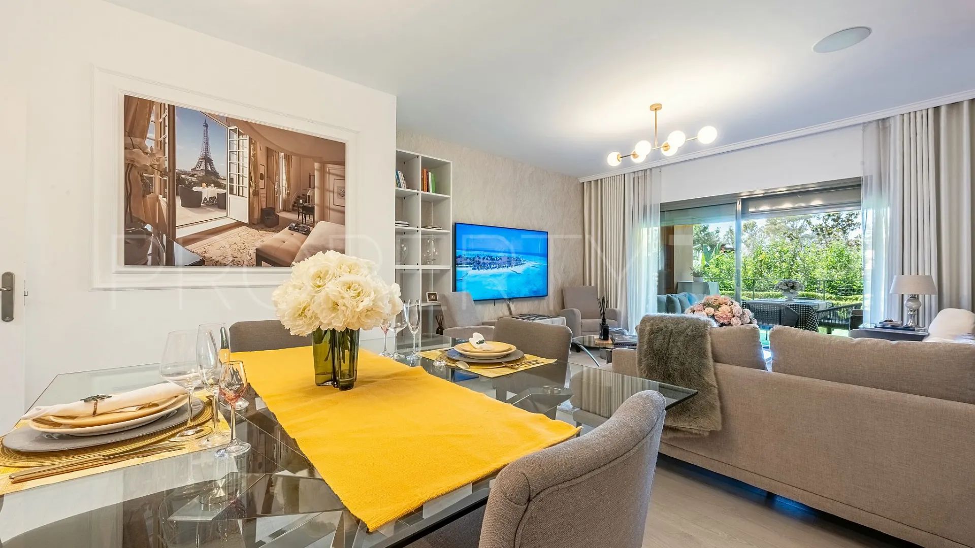 Benatalaya, apartamento planta baja en venta con 2 dormitorios