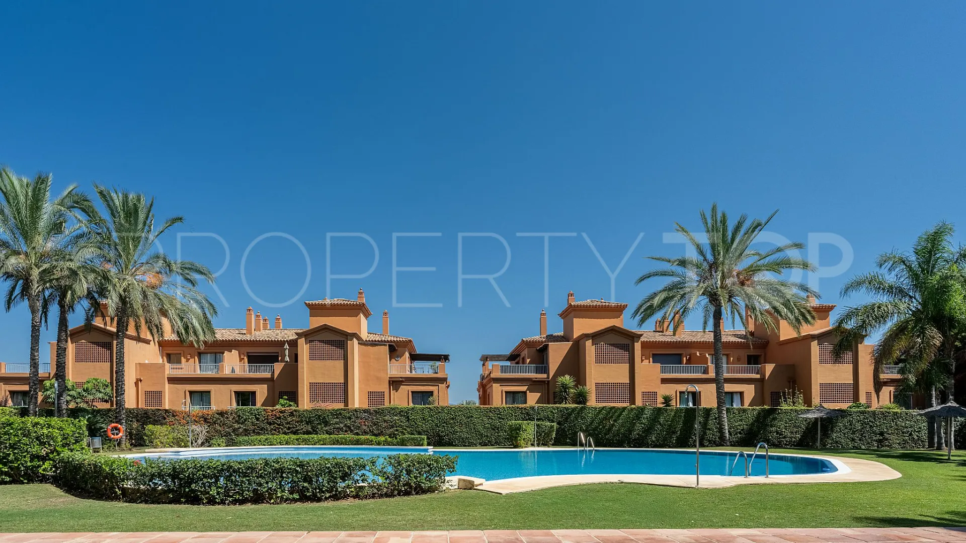 Benatalaya, apartamento planta baja en venta con 2 dormitorios