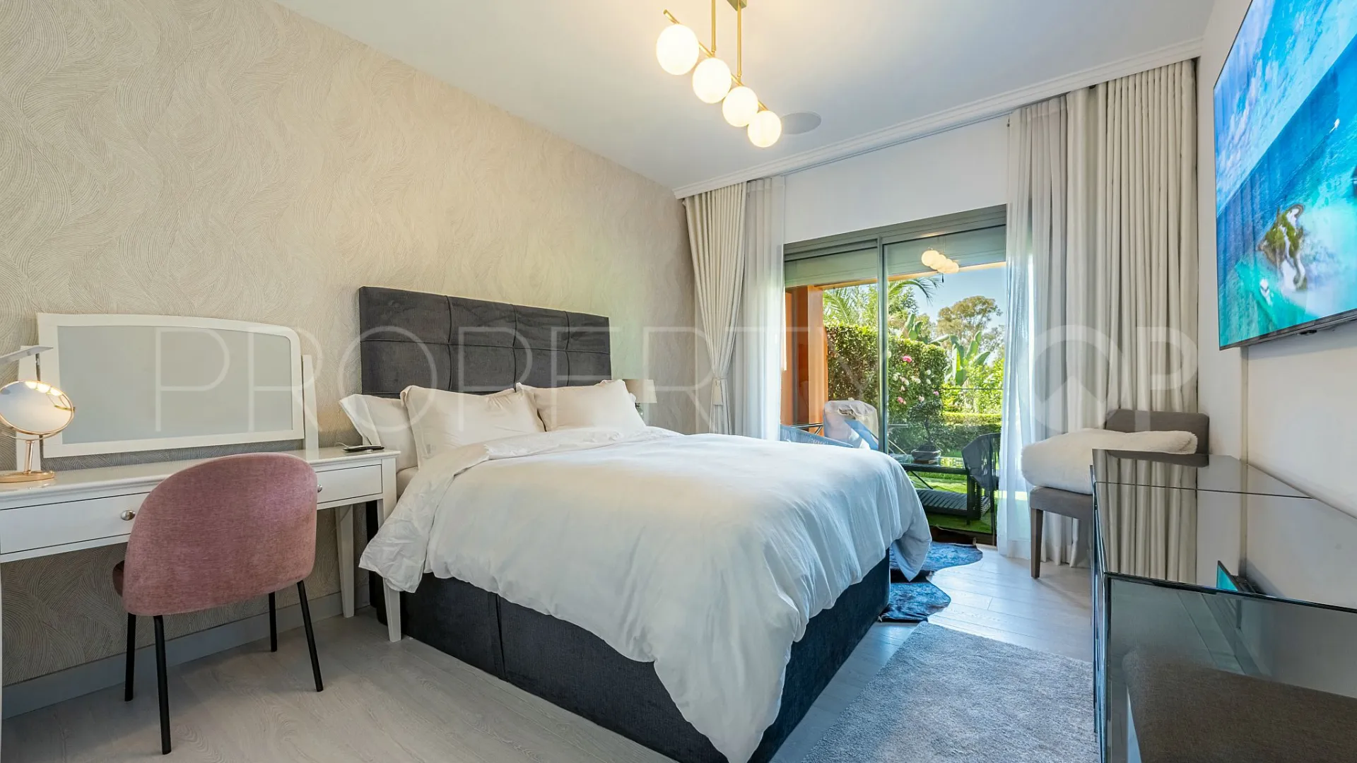 Benatalaya, apartamento planta baja en venta con 2 dormitorios