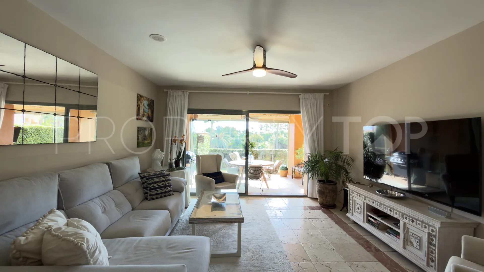 For sale ground floor apartment in Atalaya with 2 bedrooms